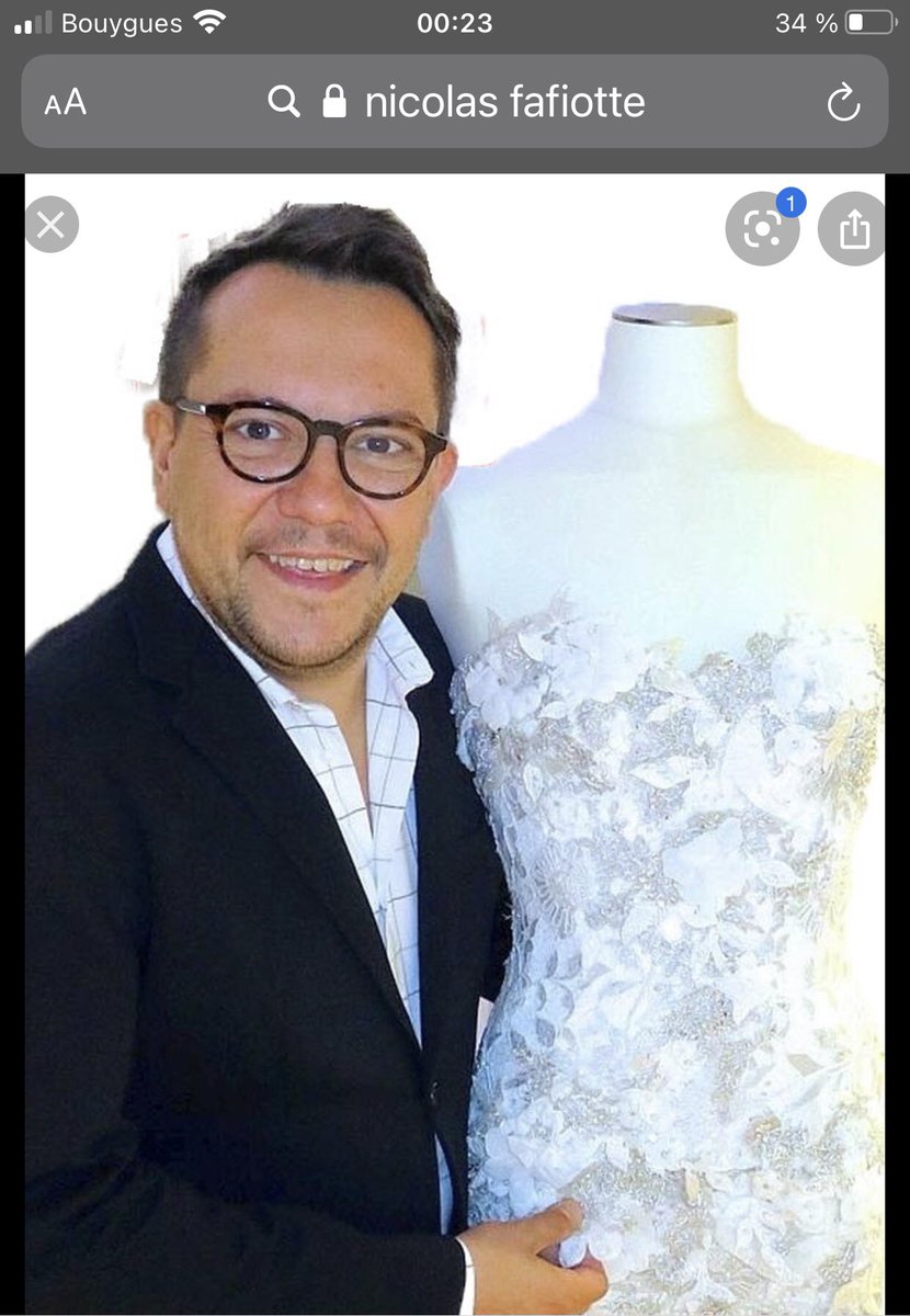 Bentheben13's tweet photo. Il fallait quand même mettre un visage sur ce célèbre couturier au nom euhhh... https://t.co/BgOnhlpjtT