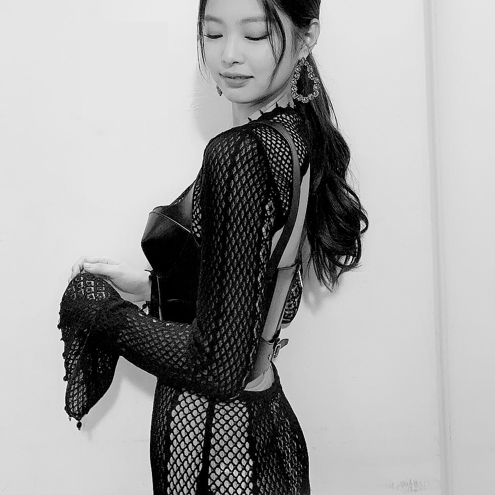 TK98KYYY_'s tweet photo. ⠀⠀⠀ 𝖽𝖾𝖼 19𝗌𝗍 : #TKGRAM #TKWB
⠀⠀⠀ Após muito suspense, esse é meu dresscode. Toda bonita pra festejar o baile com o melhor par que eu podia pedir. https://t.co/TTvQ9LCX9i