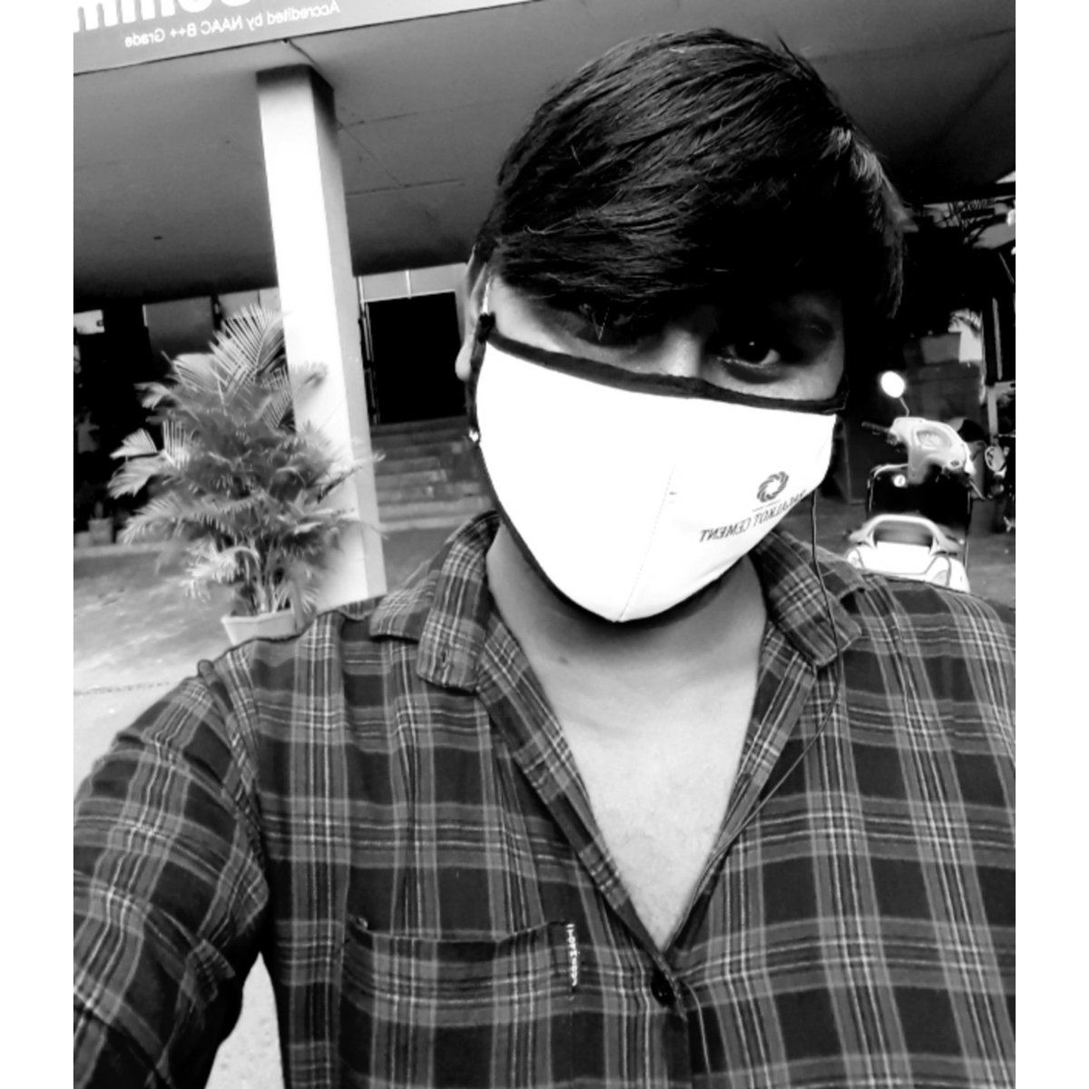 uttam_dodamani's tweet photo. #NewProfilePic2020 https://t.co/O7FVi17hdY
