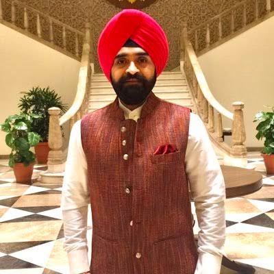 Arif_Abbas_IYC's tweet photo. Heartiest congratulations &amp; Best Wishes To Sardar @Charanssapra Ji For Being Appointed As Working President Of @INCMumbai https://t.co/qffaqBhbRx