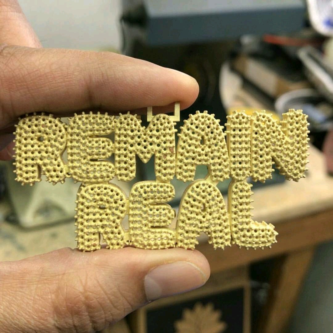 kheni_jewels's tweet photo. Who want to be a REMAIN REAL
custom pendant
#remainreal #hiphop #custompendant #pendant #moissanitejewelry #diamondpendant https://t.co/vlT89pDjtN