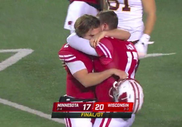 rhoss14's tweet photo. This is what a leader looks like to the bitter end!  Not the way he wanted the season to go but there is no question about this kids heart and loyalty’s to his teammates.  When one door closes another door opens. I am proud of you Jack. https://t.co/maUJlJ3apI