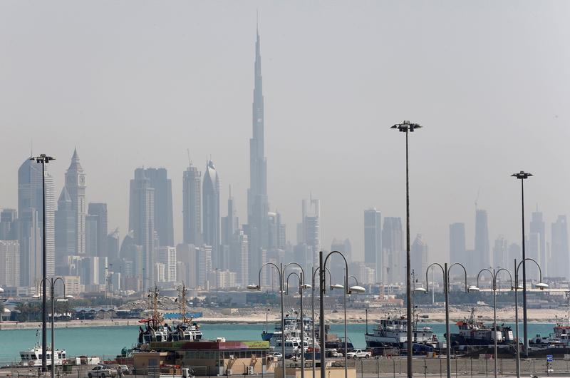AlarabiyaPost's tweet photo. UAE halts new visas to citizens of 13 mostly Muslim states - document https://t.co/yEBzMNlZhu https://t.co/cNGbyCNBSm