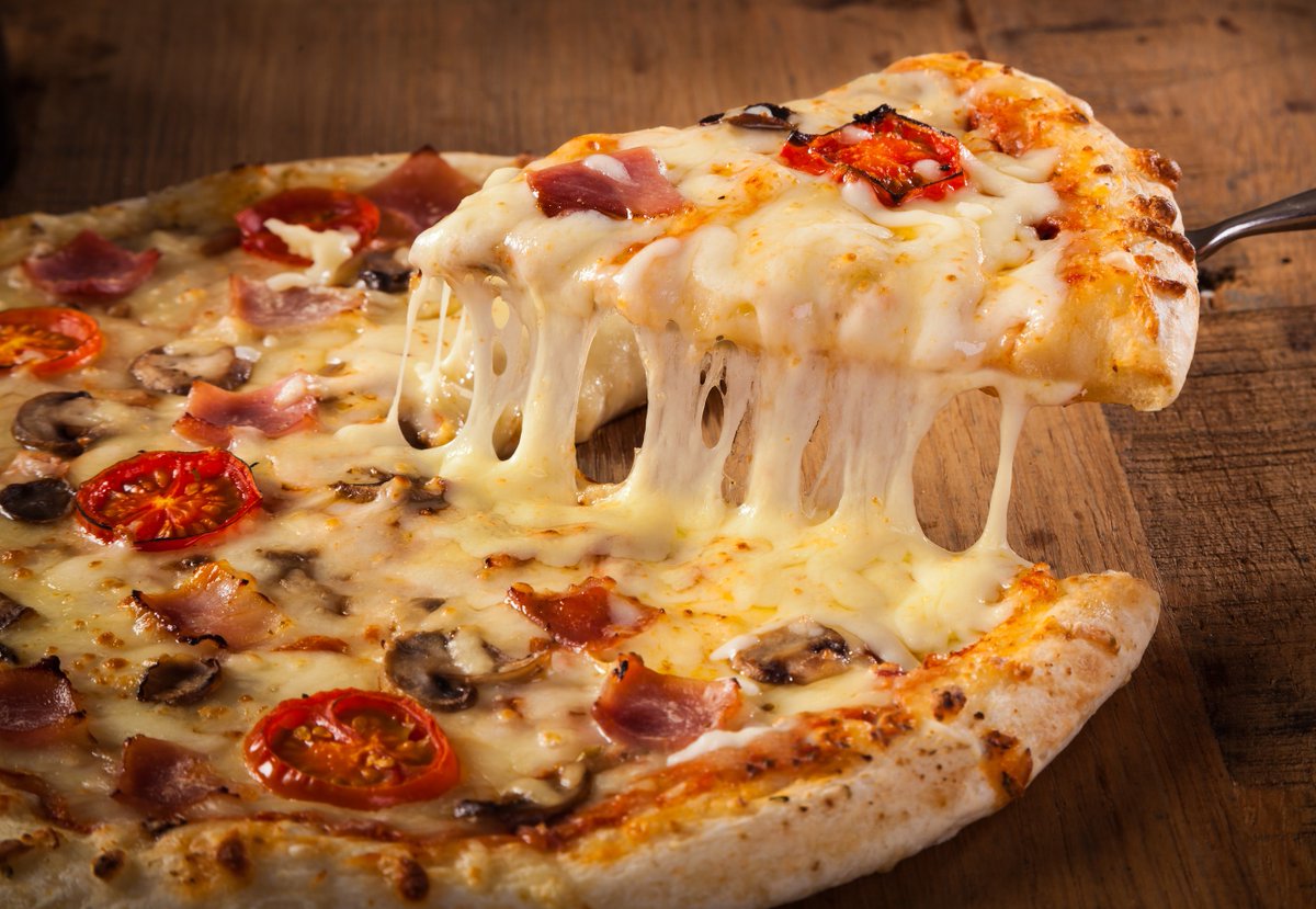 SnapCustomPizza's tweet photo. "When the moon hits your eye like a big pizza pie, that's amore" - Dean Martin 🌙 🍕 ❤️ 

We think Mr. Dean Martin was onto something here! What is your favorite topping? 

#SnapCustomPizza #PizzaQuotes #WeLovePizza https://t.co/ZZ9iTOkdir