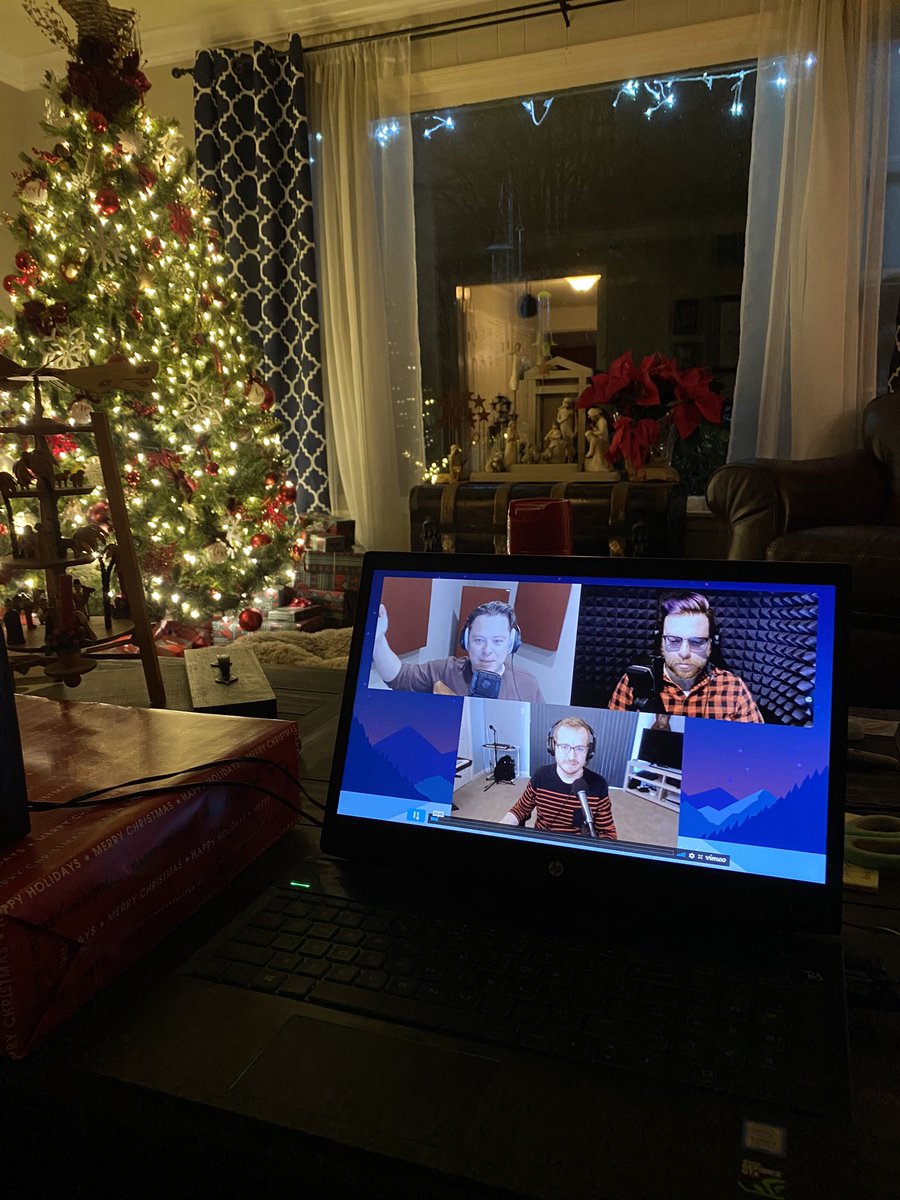 KristinKratzer's tweet photo. Date night with @TheKratzer and the @McElroyFamily.  #Candlenights https://t.co/Nkk84GGeGh