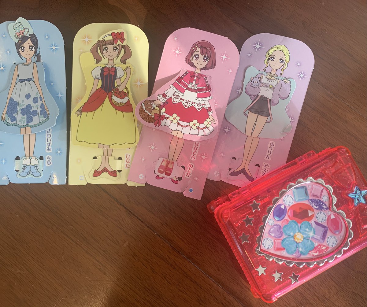 おともだち Na Twitteru 日曜日の朝に 4歳の娘ときせかえごっこ テレビのプリキュアを見た後のきせかえごっこ 楽しい おともだち1月号の付録 おすすめですよ プリキュア おともだち 付録 きせかえ ヒーリングっどプリキュア おともだち Na Twitteru 日曜日の朝に 4歳の娘ときせかえごっこ テレビのプリキュアを見た後のきせかえごっこ 楽しい おともだち1月号の付録 おすすめですよ プリキュア おともだち 付録 きせかえ ヒーリングっどプリキュア