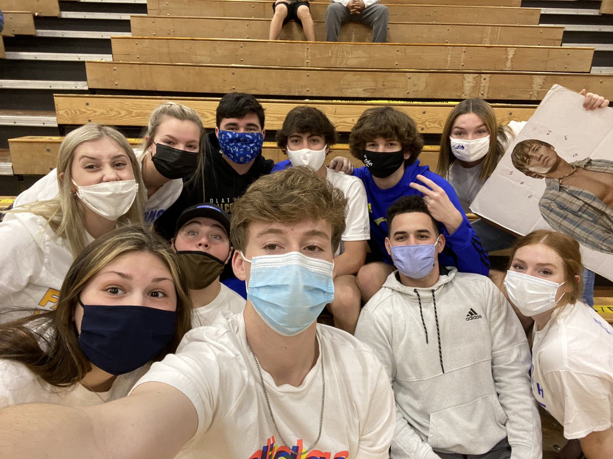 FINALLY got to cheer on our boys today! Loved every minute of it 💙💛 #FalconNation <a href="/OSFalconHoops/">Olathe South Basketball</a> <a href="/ADJohnsonOS/">Matty Johnson</a>