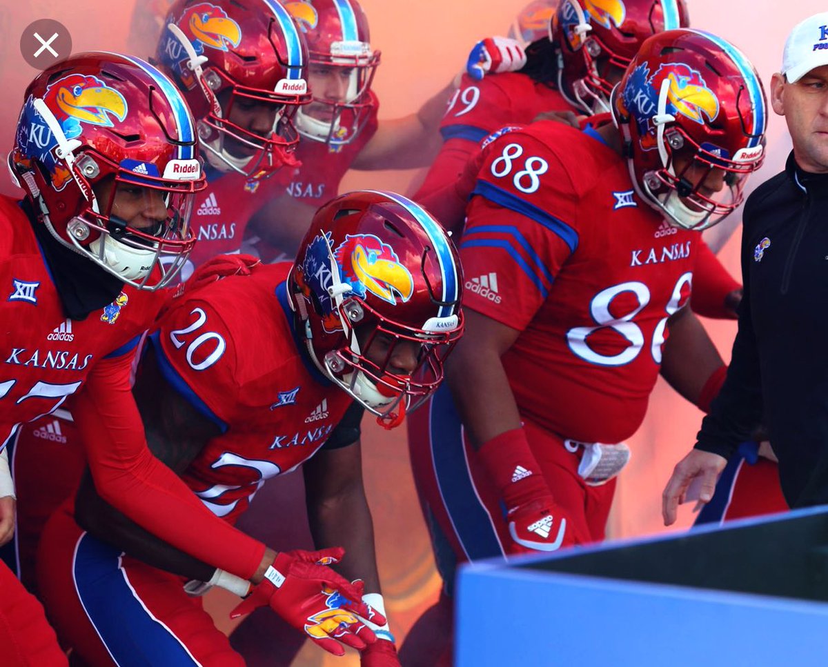 Blessed to Receive My 1st Offer From
(KU)Kansas University🔵🔴 #rockchalk <a href="/CoachSamuels11/">Gabe Samuels</a>