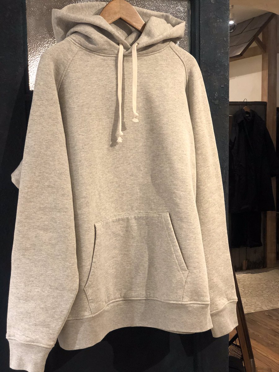 fk_confect's tweet photo. 【 SELECT 】

COMOLI

コットン吊裏毛パーカー/クルーネック

COMOLIから21SSの商品が入荷致しました。
上質な肌触りと肉厚な生地感は、気温が下がるこれからの時期に重宝していただけるかと。
少量の入荷ですのでお早めの問い合わせお待ちしております。

#nestrobe #confect #COMOLI #福岡パルコ https://t.co/LIbeYYlTFN