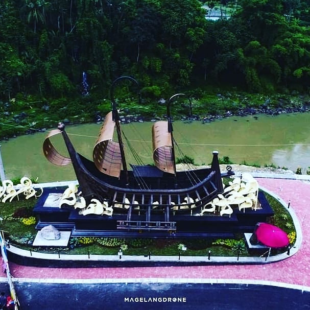 Pesona kapal raksasa