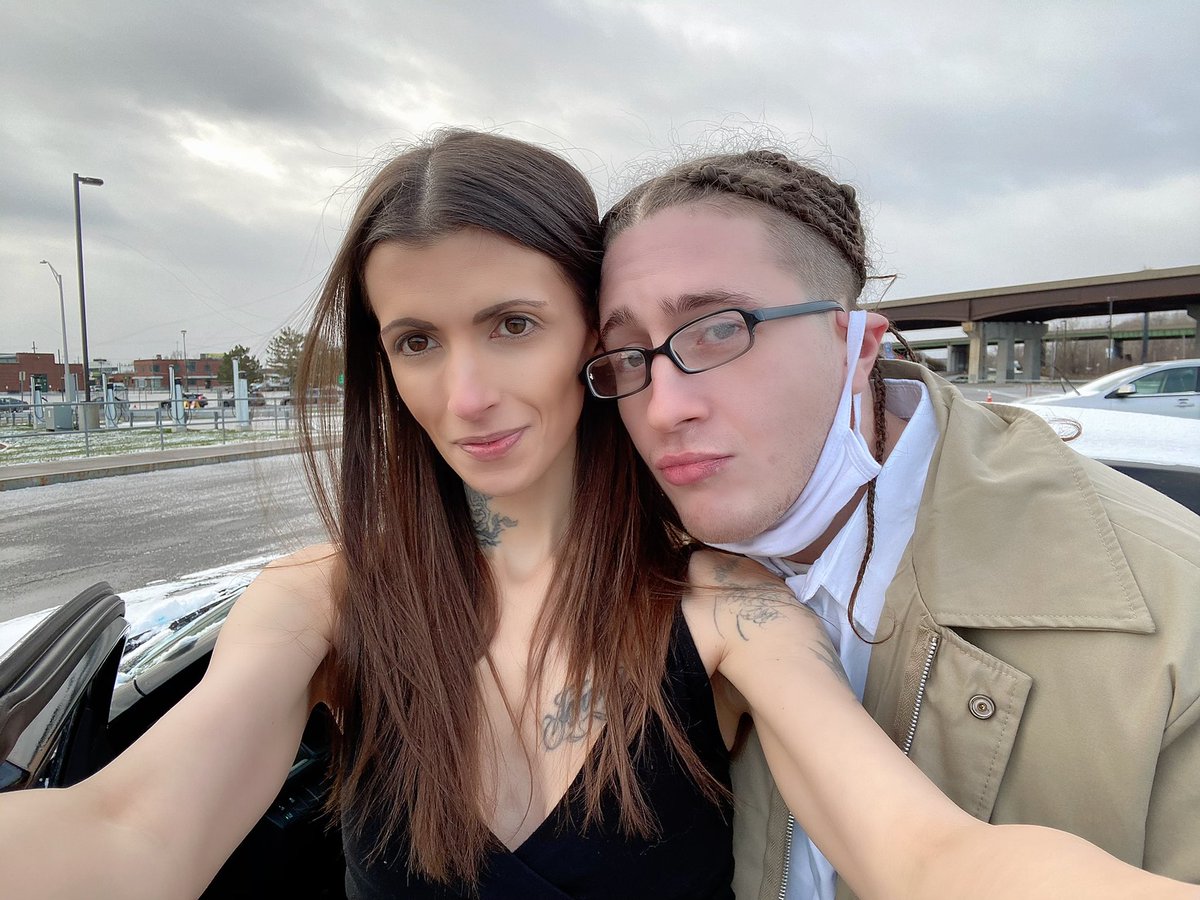 meganlanewriter's tweet image. Home for five days, God John Marchese, I missed the hell out of you. That was the longest six months of my life. ♥️ #firstweekout