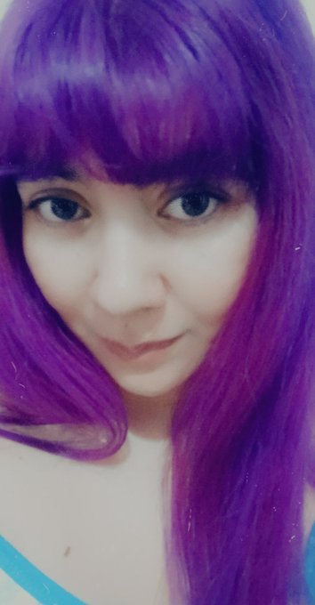 Purple hair 💜 https://t.co/DAtNuA3864
