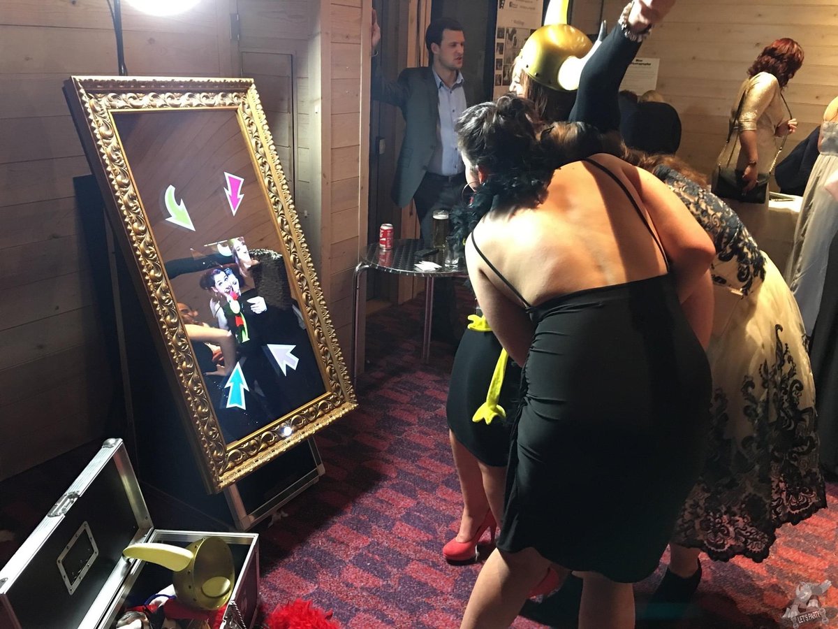 TjCloudnine1995's tweet photo. Trending Blog... Photo Booth: an event must-have https://t.co/Ddk6uy8crI
#tjcloudnine #photoboothwedding #lgbtπ #lgbtweddings #mirrorphotobooth #torontowedding #hamiltonwedding #oakvillewedding #mississaugawedding #miltonwedding #flowersπΈ #ledomebanquethalls #love https://t.co/Ze2uGKB9Ho