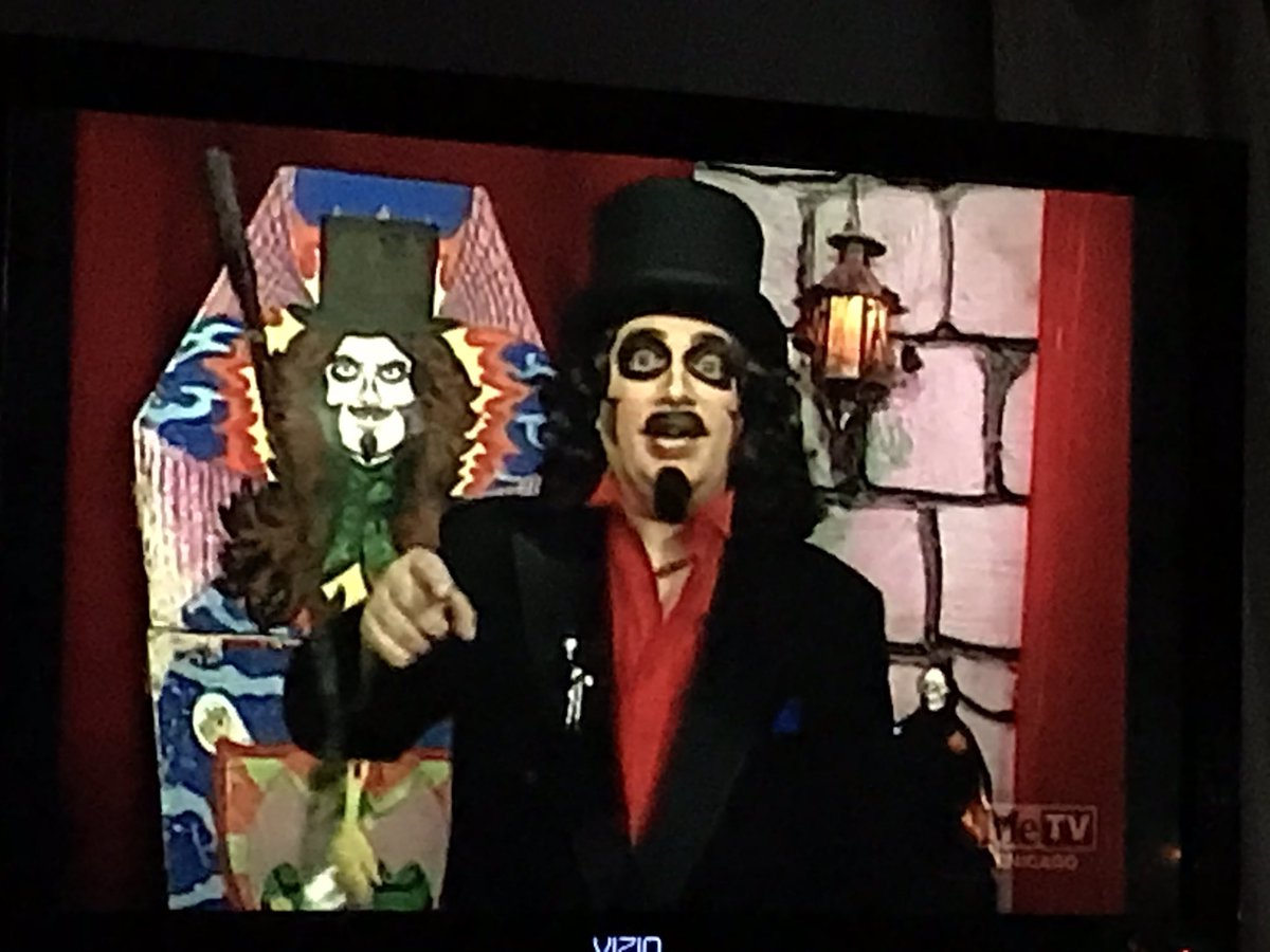 disgruntmonkey's tweet image. My goodness, I did love the #CountFloyd call back on #svengoolie!