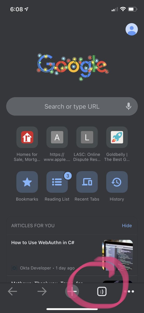 meetatang's tweet photo. Probably late to the game but if u hit 100 tabs on google chrome it changes to a happy face😊 @googlechrome https://t.co/gO9zYxkaoM