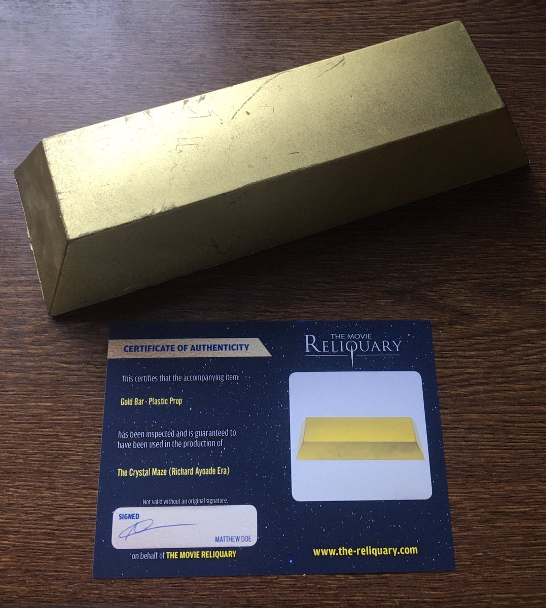 PhilNewtonE's tweet photo. Received another genuine #crystalmaze item today, to add to the @maze_blog prop collection. A lovely gold bar as seen in the #medievalzone ‘s word chain game. https://t.co/YYsubZO1Xy