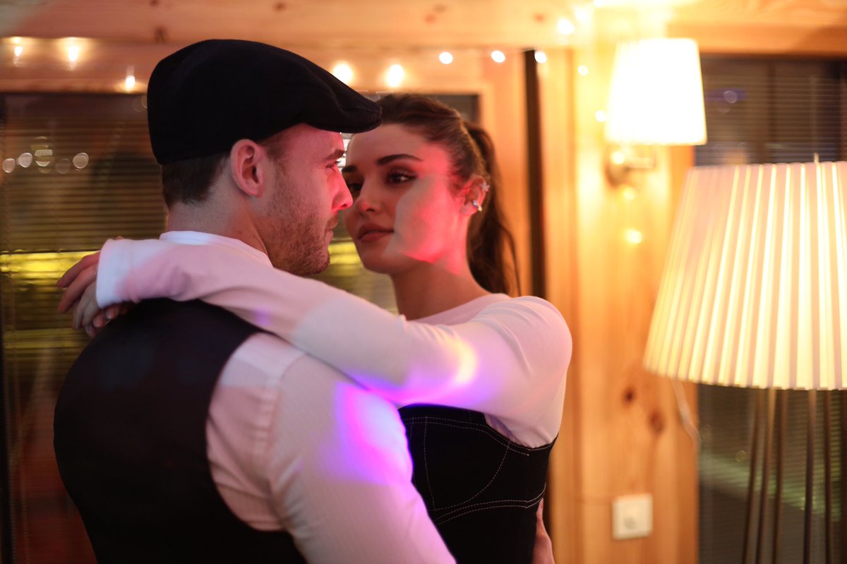 7. No one knows the characters better than the original writer.We don't know and may never know the reason why ep 22 & 23 were written by another team but take it as a leson to never NEVER ask for a change of writer ( @KutluUner btw I love you forever) #SenÇalKapımı  #EdSer