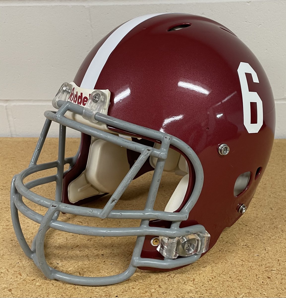 Hello, are you still looking for that FREE Holiday gift? If you would like a Richfield Football helmet please send me a direct message with your address and the number you would like to have on the side of the helmet and we will try and deliver it to you by December 24th.