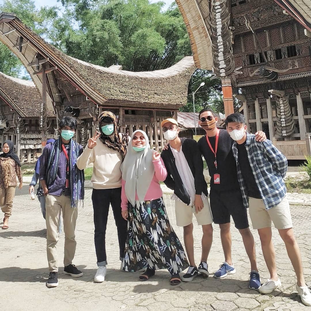 amdiazcara's tweet photo. Senang sekali bisa liburan ke toraja yang betul-betul vibesnya terasa banget ❤️❤️❤️ https://t.co/1wA4Zz9ZCE