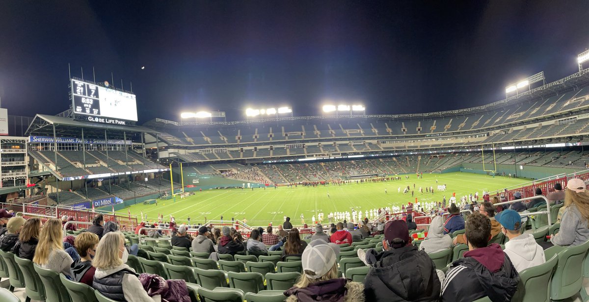 M_Graham17's tweet image. Euless Trinity vs. Midland Lee at The Ballpark in Arlington. #txhsfb
