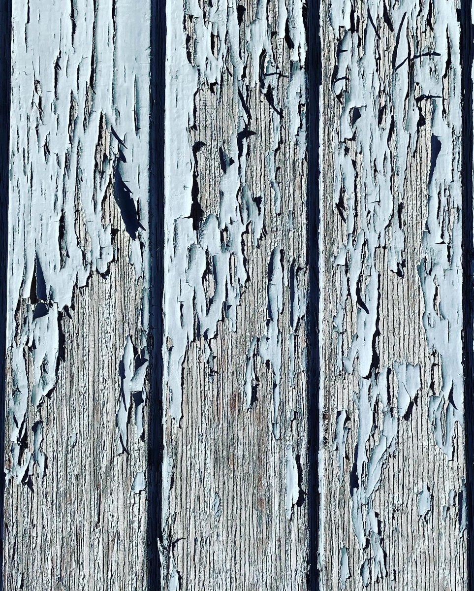 ThisIsMadnesz's tweet photo. Found a new site for my Rustic Heart. #photography #naturephotography #architecturephotography #rusticheart #blue #nature #faded #rusticlocation #wood #paintedwood https://t.co/AAh44q3n6M