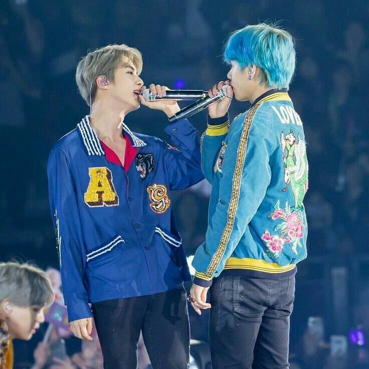 The song debuted at #4 on Melon & Top 15 of all Korean charts  #4yearsWithItsDefinitelyYou  #taejin  #Vjin  #jinv @BTS_twt