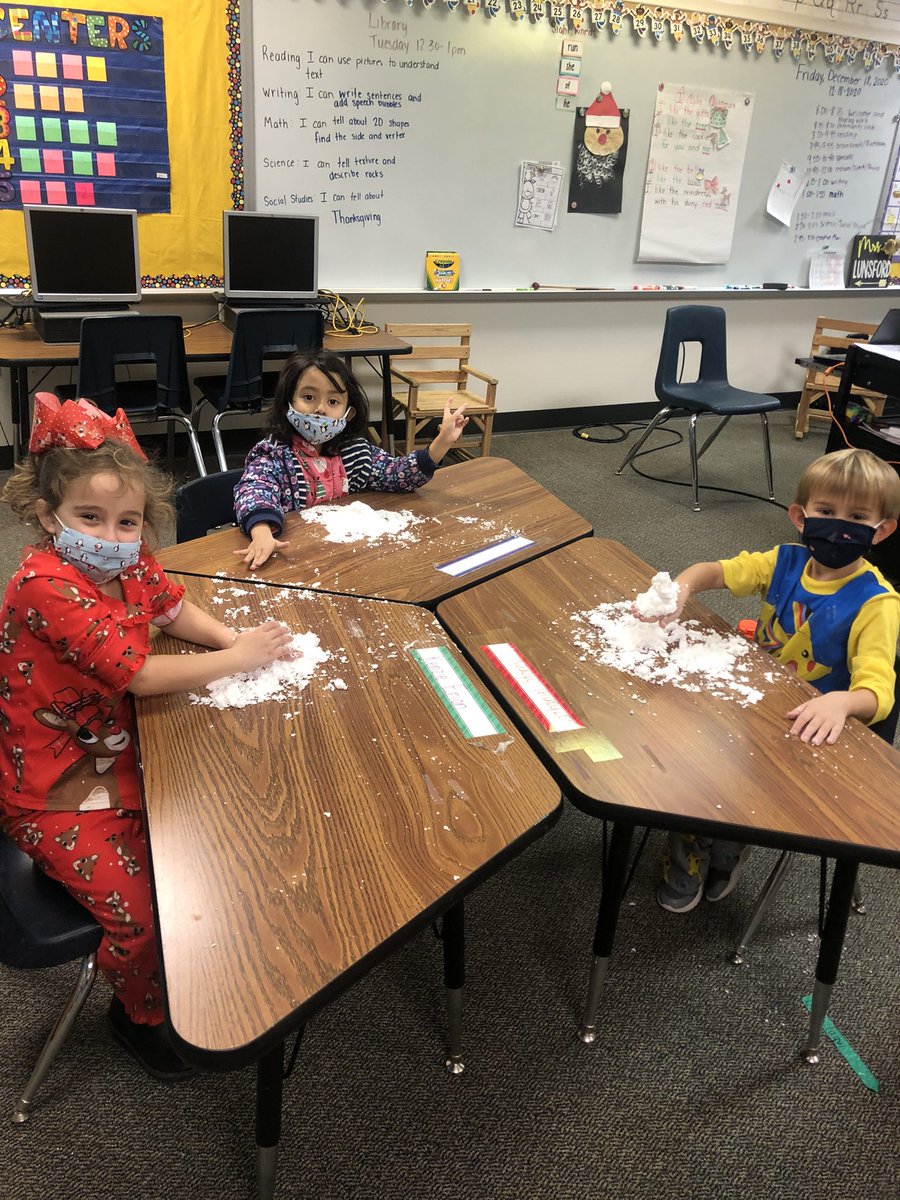 LunsfordKinder's tweet photo. We had a white winter party. https://t.co/LUpNu9hcyu