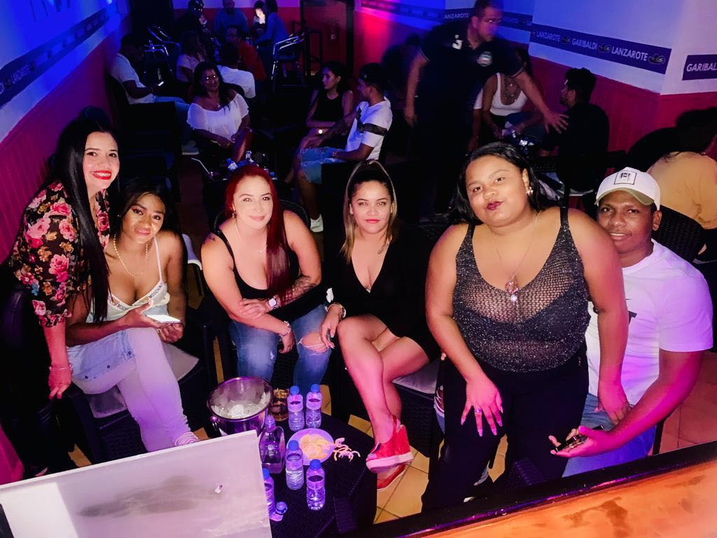 Seguimos de goce y diversión!!!
Visítanos para tener el gusto de atenderte.¡¡¡Te esperamos para disfrutar.
Con la mejor atención, en un espacio acogedor diseñado para ti, porque eres especial para nosotros. ¡¡¡No te lo pierdas!!!