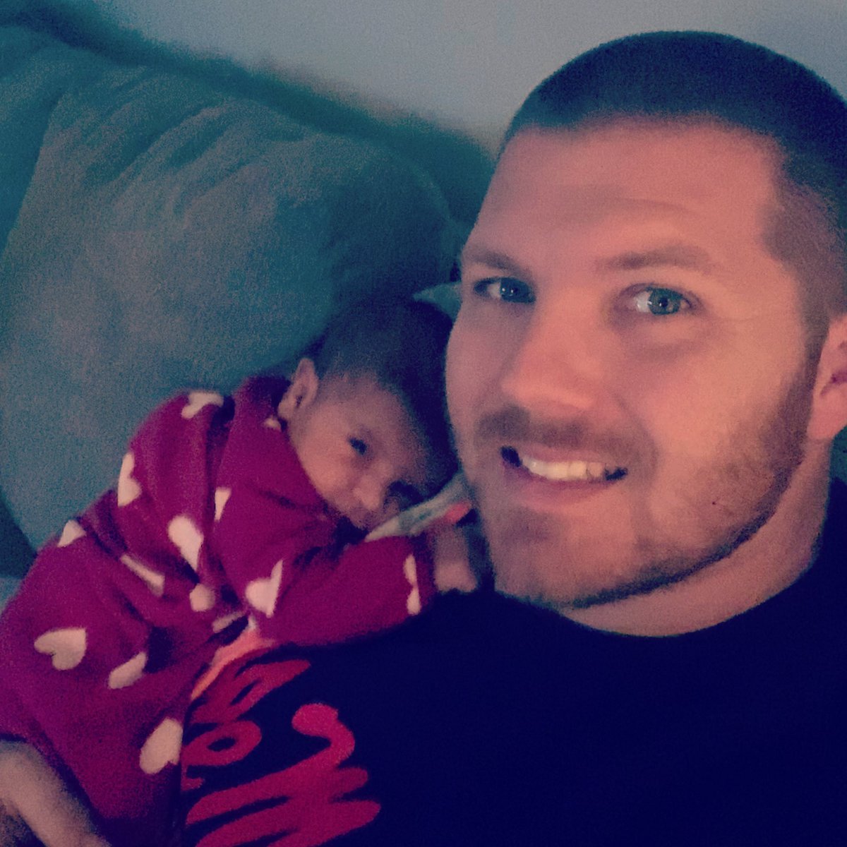 TheCoachSimmons's tweet photo. Snuggles with my Brielle! ☺️😍🥰 She loves looking at the Christmas tree #unclejohnjohn https://t.co/I4DBxa1V4Z