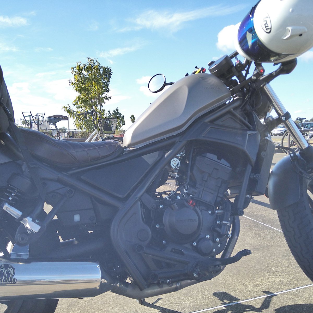 ほえねこ レブルにk Speedのエンジンカバー取り付けました レブル250 Dope カスタム レブル乗りと繋がりたい ほえねこ レブルにk Speedのエンジンカバー取り付けました レブル250 Dope カスタム レブル乗りと繋がりたい