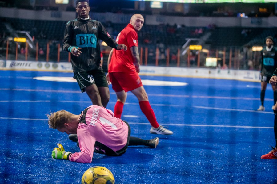 PhotoRainey's tweet photo. I'm just saying...If your going to "nutmeg" a player, it's always best to do it to the keeper..with a nifty heal kick..for a score.  Well played Adam James of the @KCComets 

@Letme_Adam6 @AlthausEJC @MASLarena @SportingKC @KCCauldron https://t.co/5aLe2MBJqg
