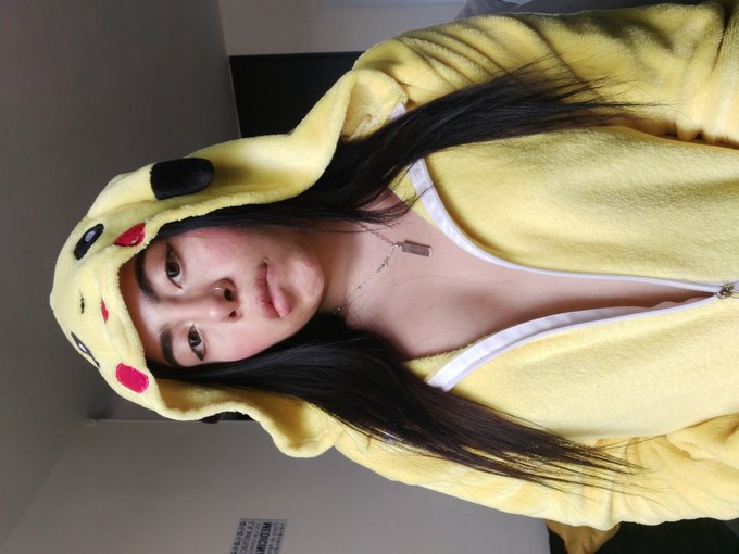 I'm online right now on skyprivate (live skype show). my private profile: https://t.co/9iggQ0TvKl Please<a href="/tag/camgirl"class="tags"><span>#camgirl</span></a>