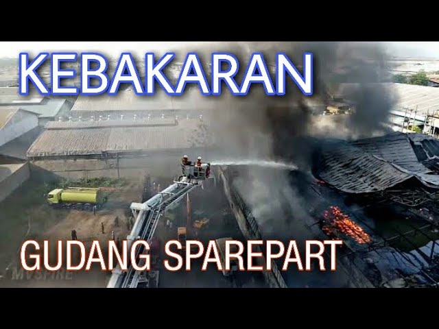 van_munir's tweet photo. https://t.co/UISTuTOkMt

Kebakaran Gudang Sparepart Margomulyo https://t.co/ACWTqFoB9q