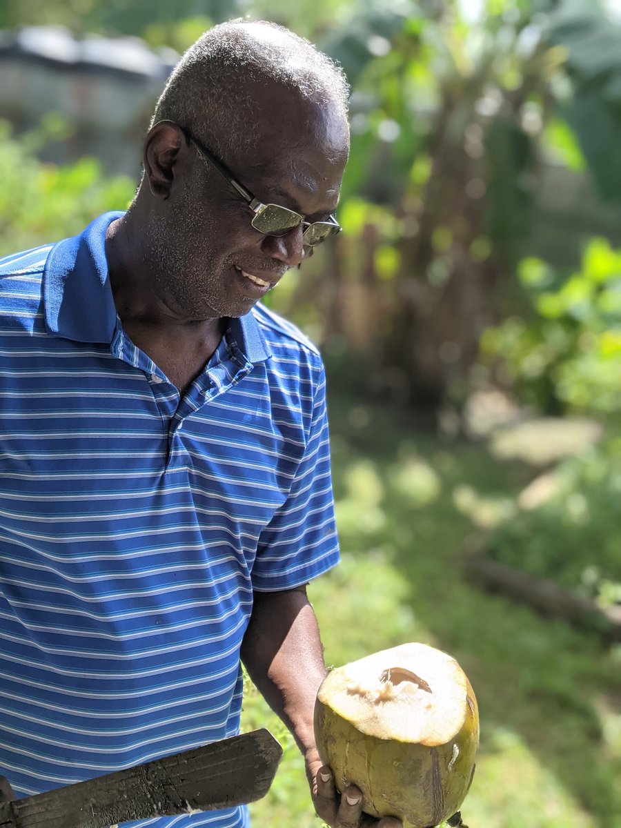 CisforCarla's tweet photo. My Daddy is still undefeated! 💪🏿😁🥰
#CountryBoy
#CutlassSkillz
#FreshCoconutWater
#BestTriniLife🇹🇹 https://t.co/7ZSiWfA6Ua