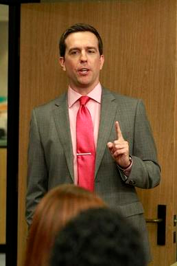 andy bernard:- a tiktok larrie- always finds old moments and freaks out over them because he thinks they're new- dwight has told him about bbg and he's skeptical but doesn't say anything because he wants everyone to like him- cries over larry fanfics