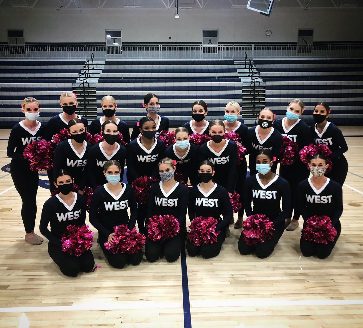 First ever virtual comp in the books with amazing results! Kansas City Classic: 1st place Pom, 1st place Jazz, Overall High Point Division 5A💙@jereme_hubbard