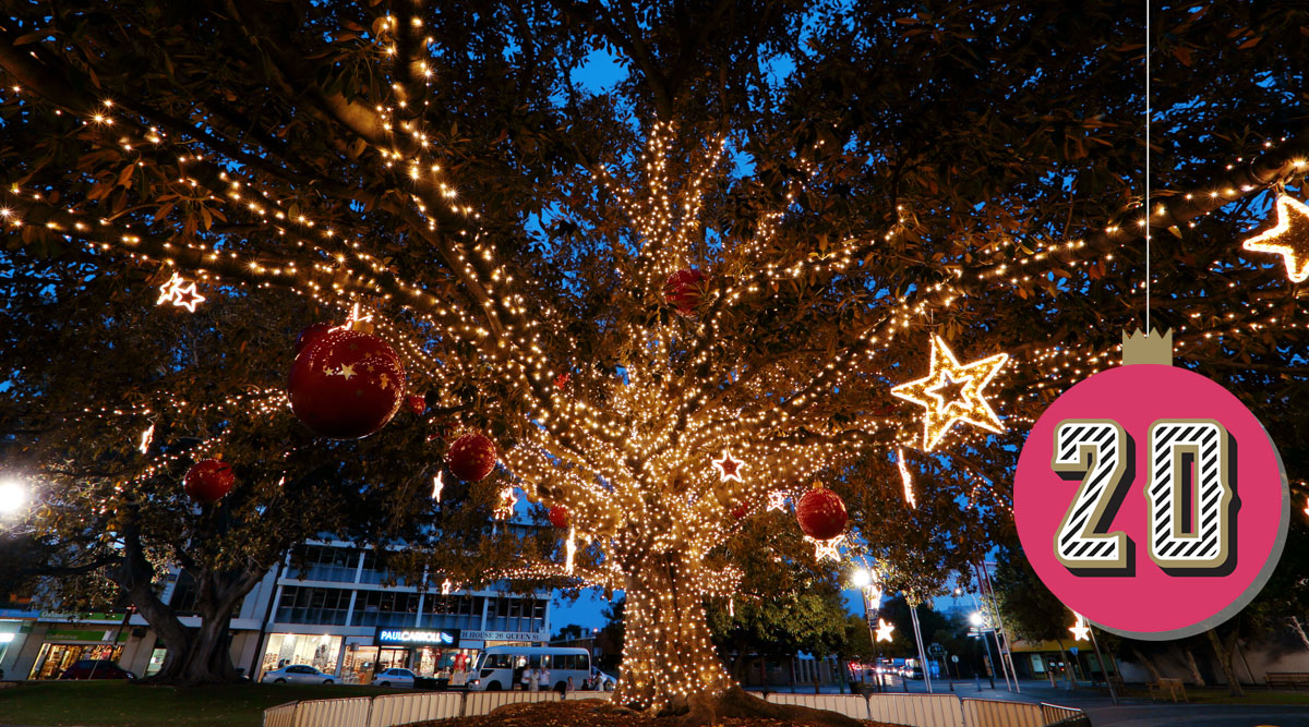 This beautiful tree with fairy lights and large red baubles with golden stars delighted visitors to Kings Square in Fremantle, Australia.

#mkchristmascountdown  #citylighting #christmaslighting #publicspaces #adventcalendar #sparkling