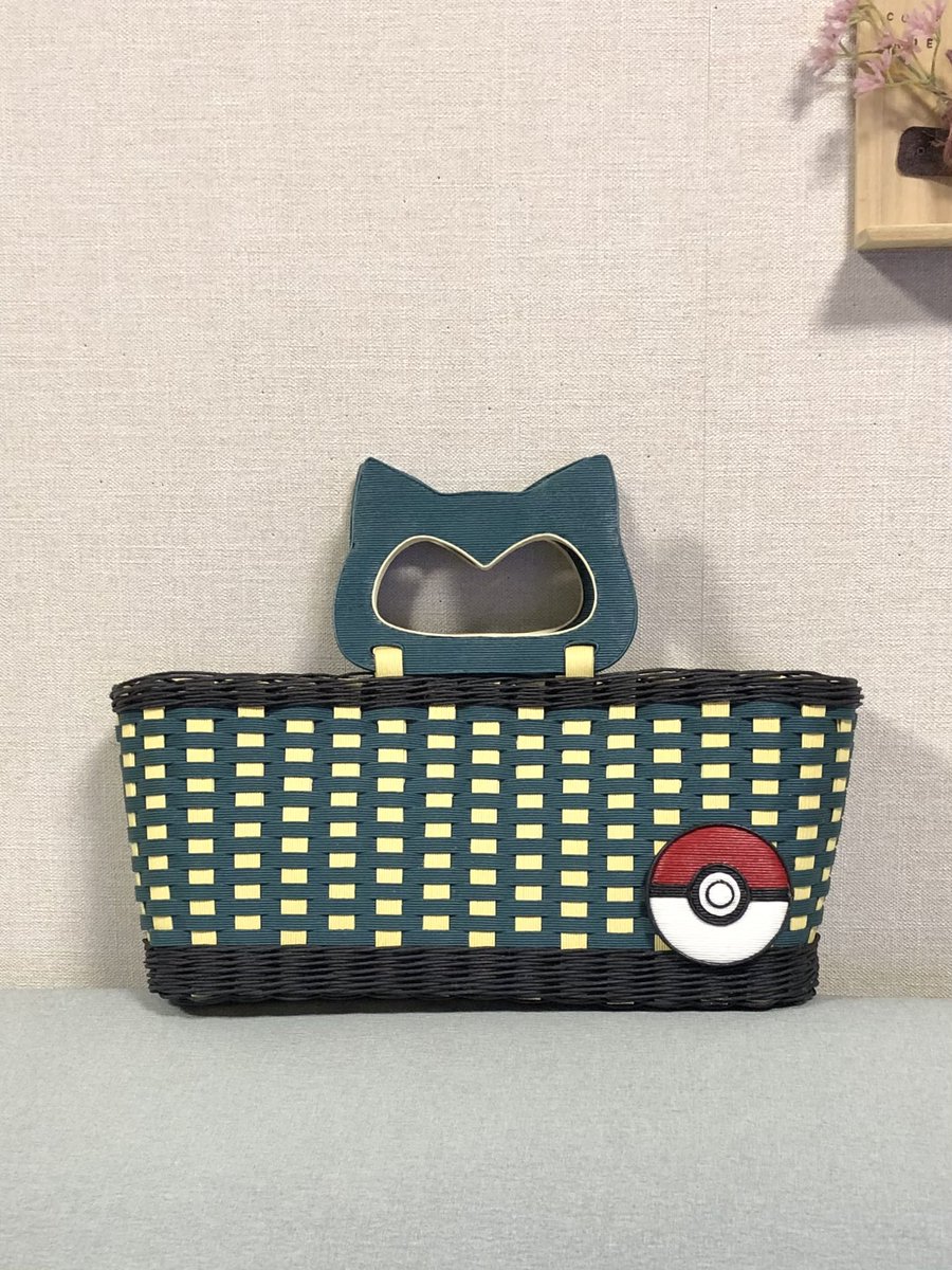 1065の部屋 Pa Twitter カビゴ ン カビゴンをイメージした持ち手でかごバッグ カビゴンのイメージのバッグを作ったはずが 完成したらなんだか鬼滅の刃が頭をチラつくのは何故でしょう クラフトバンド かごバッグ カビゴン ポケモン モンスターボール