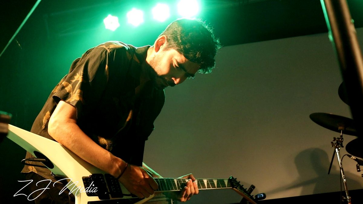 ZJ_Media's tweet photo. It's awesome getting the chance to do something like this!
featuring Whiplash
#concert #photos #music #live #zjmedia #rock https://t.co/rL7dqrgM8A