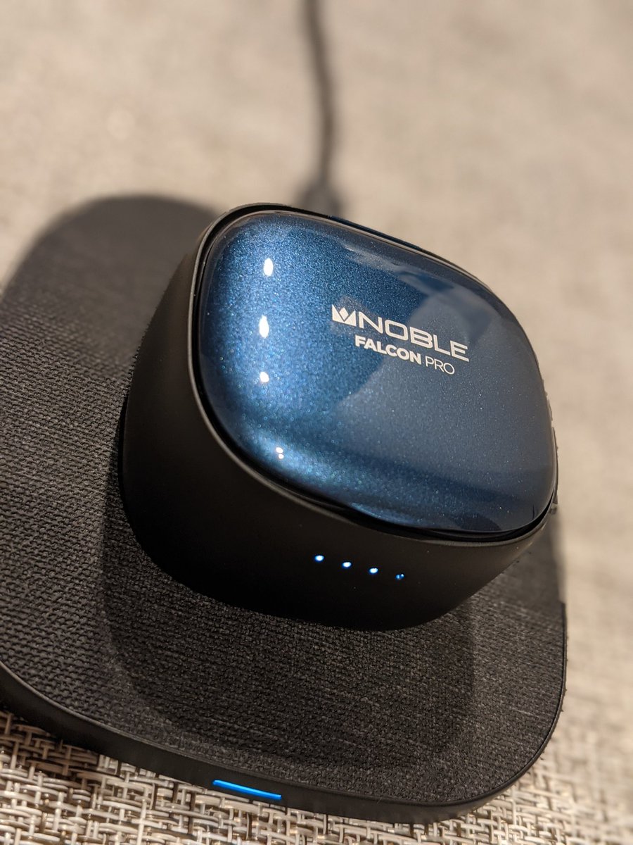 notfoundlive's tweet image. 購入から３日目！どんどん音が良くなってる気がする！#FALCONPRO