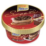 これは美味しそう!スーパーカップから4層仕立てのガトーショコラが新発売!