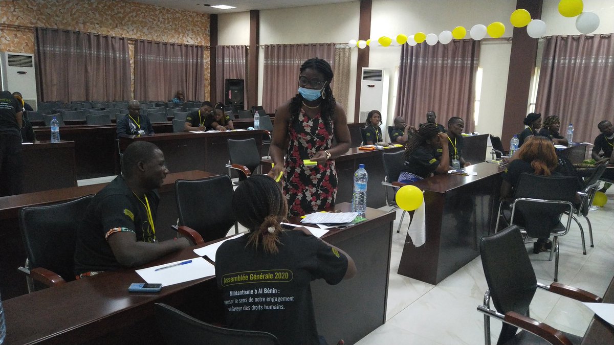amnestybenin's tweet photo. #AG2020 #Dassa
Nos travaux reprennent ce matin avec une présentation de Aïchatou konan Konan sur la mobilisation des ressources pour la résilience financière des ONG : expérience et bonnes pratiques de collecte des cotisations et souscriptions. https://t.co/Rr0Sa1WwTh