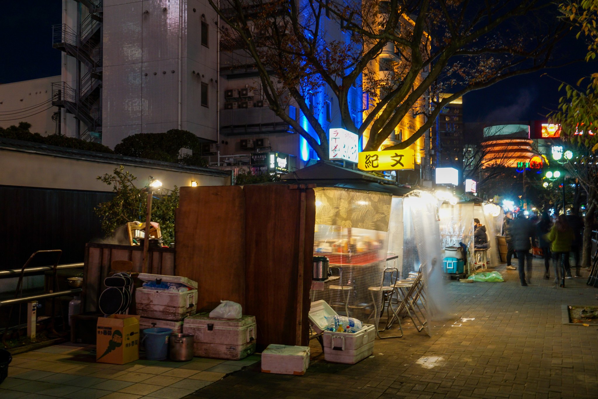 FGO 5周年 謎のヒロインX 福岡県 中洲屋台街 B2 タペストリー Amazon.co.jp: FGO 5周年 謎のヒロインX 福岡県 中洲屋台街 B2