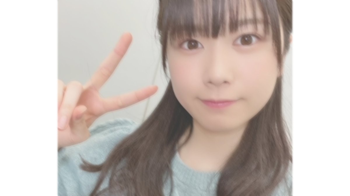 __nbmii's tweet photo. こんばんわ！
にぶ みぃ です！(^ ^)
今日は配信の日ですよ〜！！
良ければ来てくださいね(*´`)

今日の配信は
･冬休み期間の配信に関して
･今の心情について
少しお話させてください ☺︎︎ https://t.co/Oh3DBOLBj2