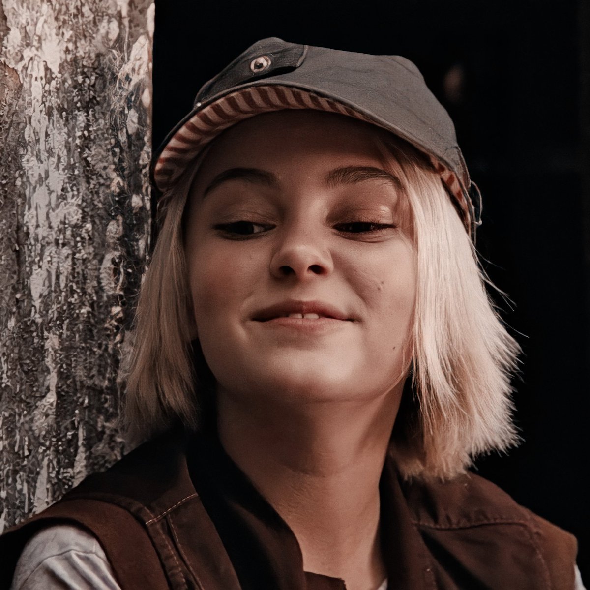 ˚  *  ·　 · 　 　 · 
..   + 　　　 　  . 
　　　　　　
　　 　　　 　 .    
✷  　　　　　 　 ✹ 　　　*  ˚  ✧
 *  *  　　 　 ·　 ✹  ✦