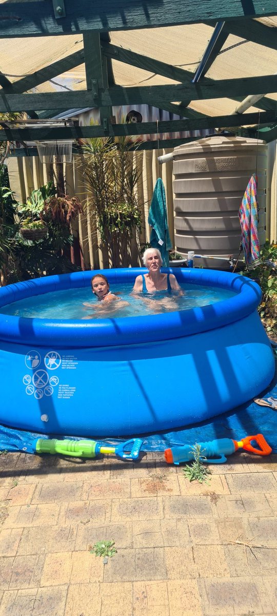dockerjo1960's tweet image. Hot day calls for cooling down.  Mum and niece enjoying the pool. Niece missed me with the water pistol. #funinthepool #waterpistol #pooraim