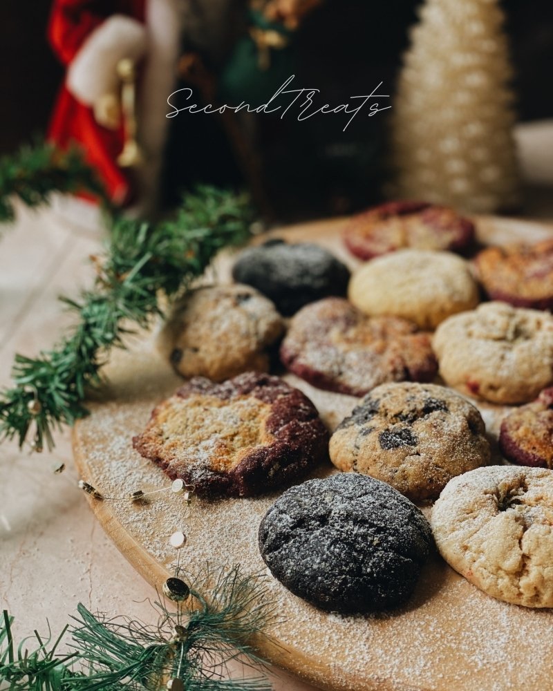 SecondTreats's tweet photo. It's beginning to look a lot like Christmas. 🎄🎅 https://t.co/bamOK7jL6u