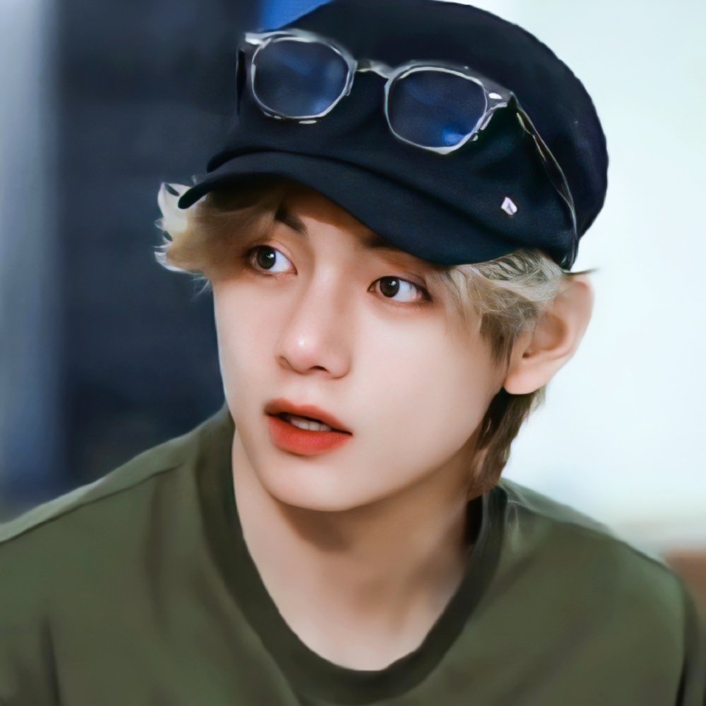 v_bear7's tweet photo. His BD is coming 🎊🎂 https://t.co/wue8tHJDtJ