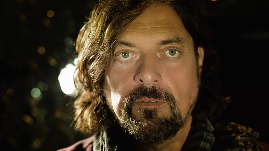 Happy Birthday to legendary sound engineer and musician Alan Parsons. (20 December 1948) 