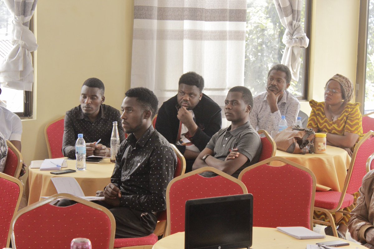 wengi_tz's tweet photo. Our Wengi Equity Crowdfunding  roadshow in Mbeya went well. Thanks to our wonderful host @bithubtz @MUST_MBEYA . Next is Mwanza, rock city great ready https://t.co/xHLZp3eQp1